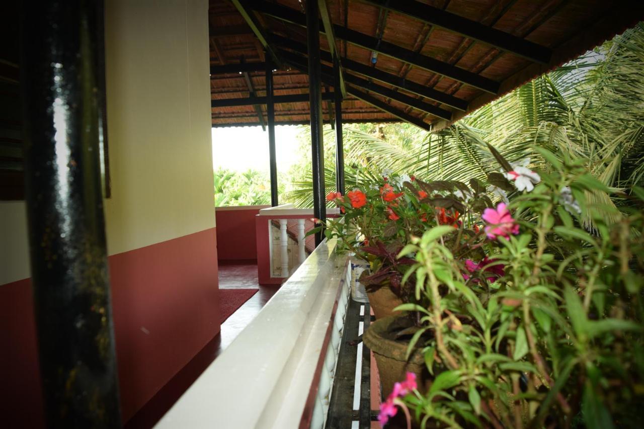 Ibbani Homestay, Siddapur Ngoại thất bức ảnh